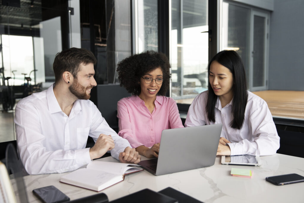 IA nas empresas: como líderes de TI preparam equipes